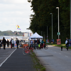 Blick auf die Open Kiellinie von weiter weg